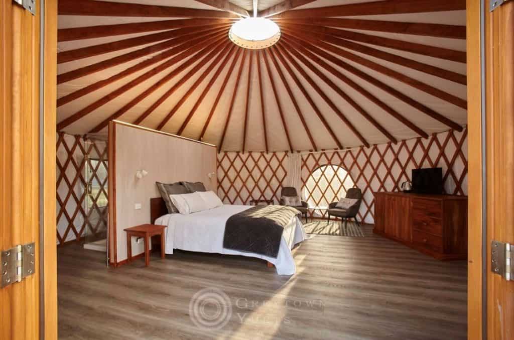 Why stay in an Airbnb