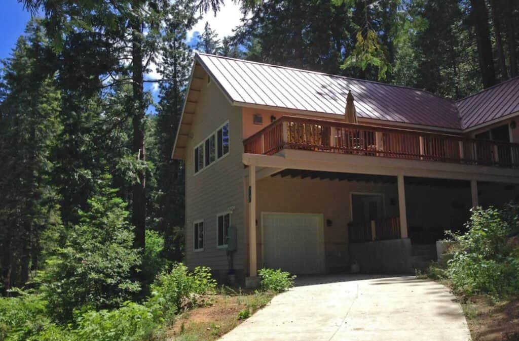 where to stay near yosemite national park