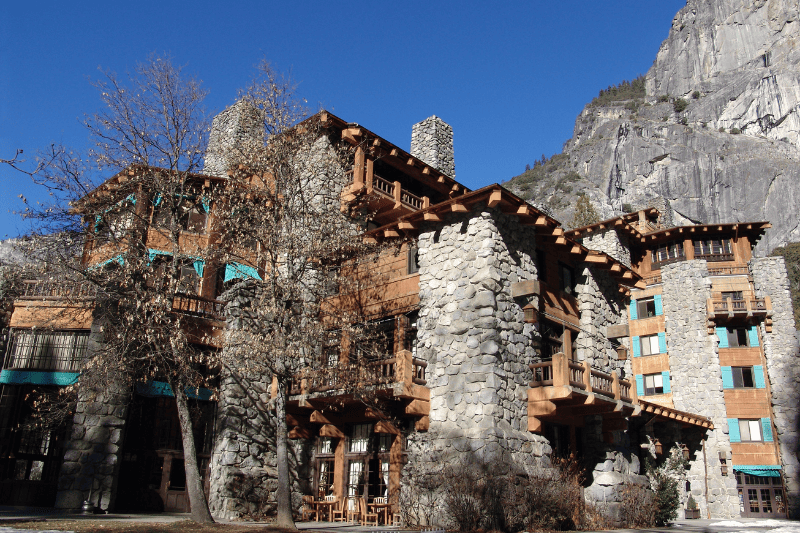 ahwahnee hotel at yosemite