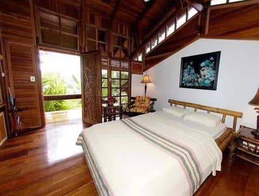 safest places to stay in costa rica