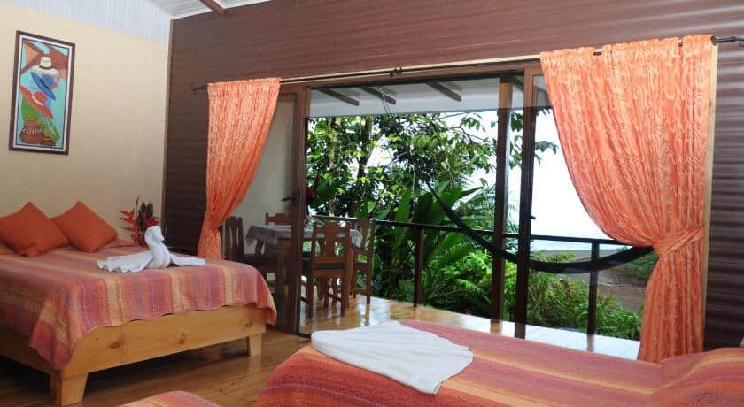 lodging in costa rica