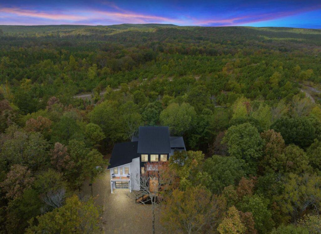 5 bedroom broken bow cabins
