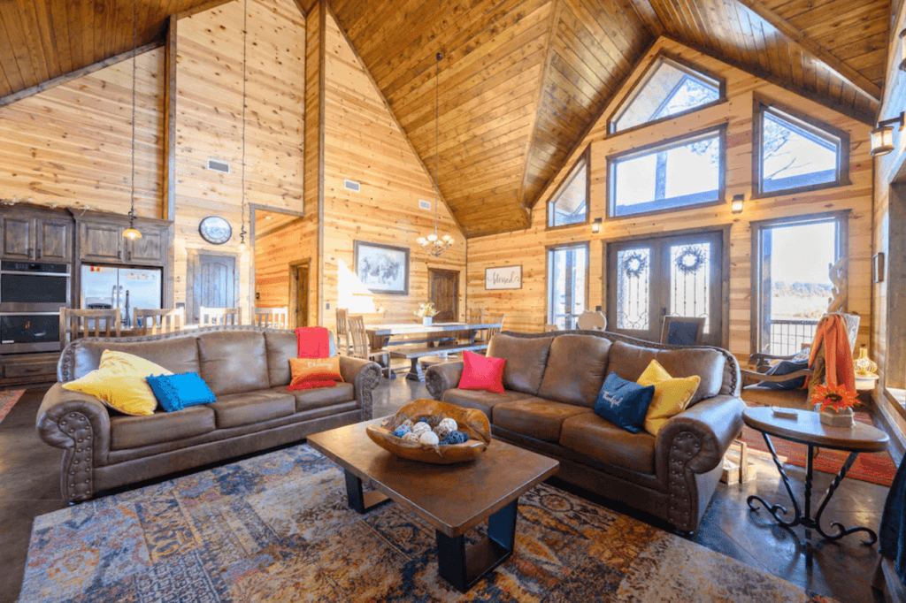 5 bedroom cabins broken bow