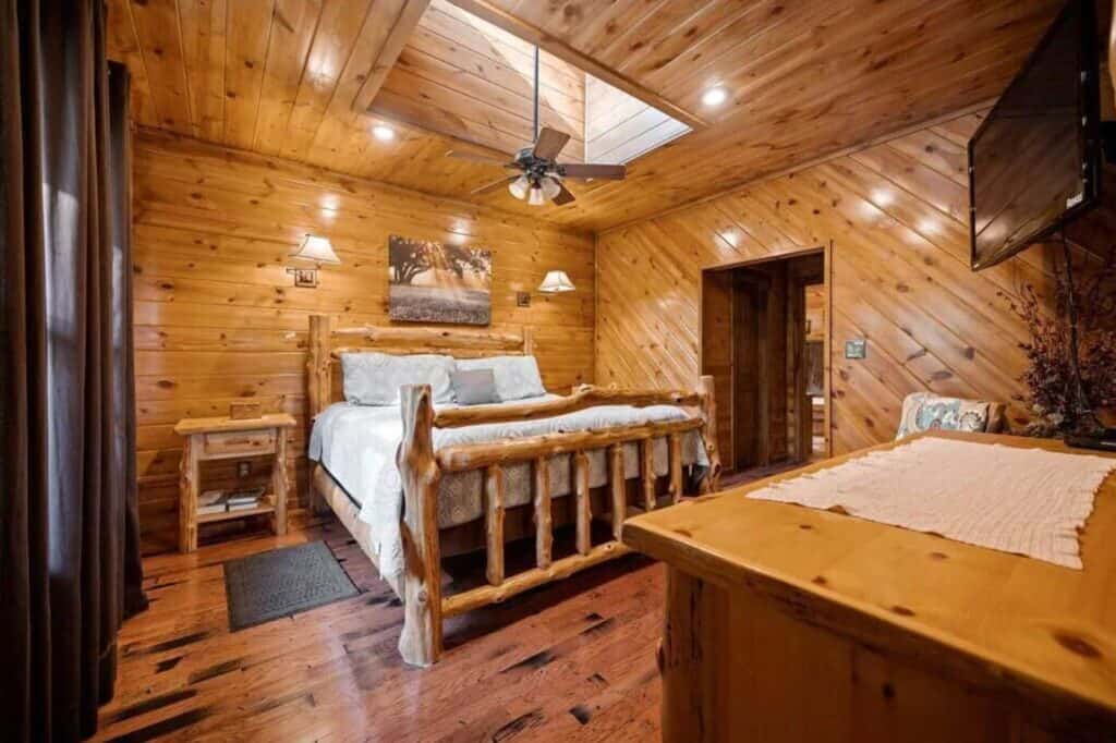 log broken bow vacation cabins with pool interior