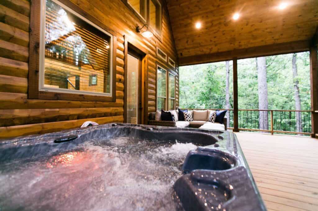 broken bow cabins with hot tub