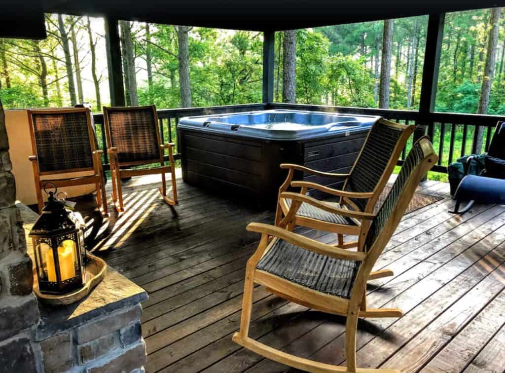 broken bow cabin rentals with hot tub