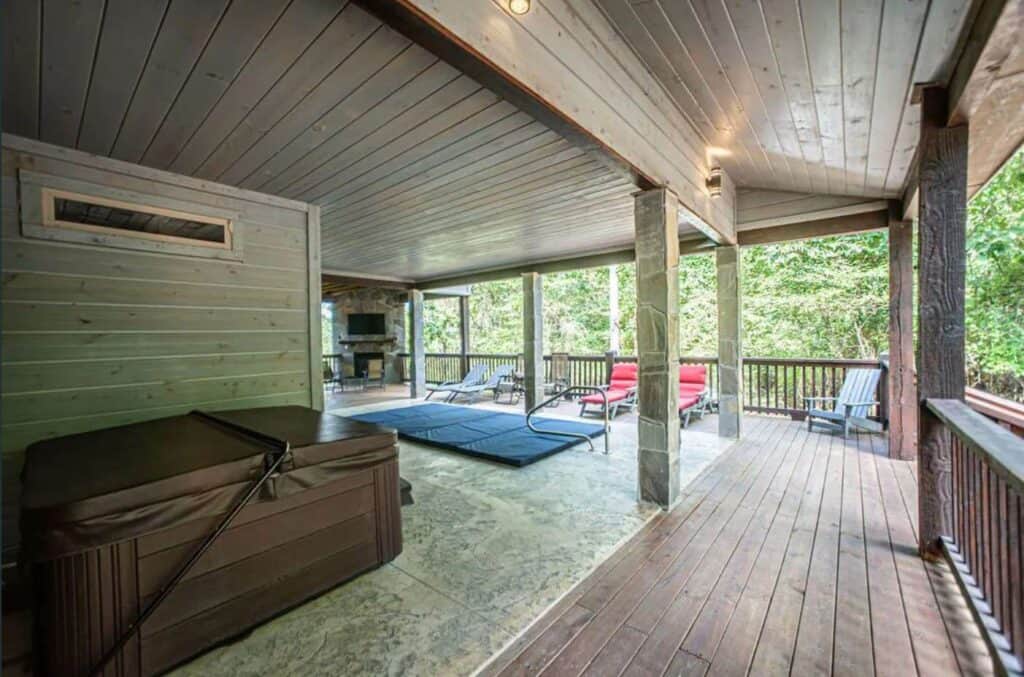 broken bow oklahoma cabin rentals with swim spa